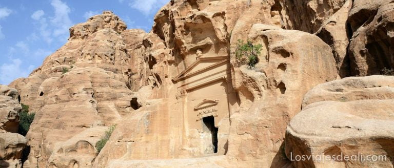 Visita a la Pequeña Petra, la versión low cost del yacimiento más famoso de Jordania 3 La pequeña Petra