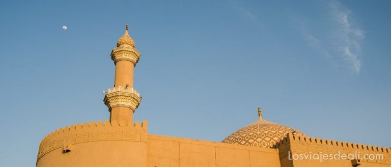 Descubre Nizwa, la Capital Cultural de Omán: Guía de Viaje 11 nizwa
