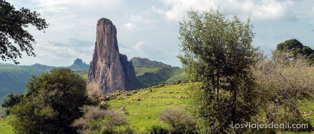 Montes Mandara: Rumsiki y el brujo del cangrejo 9 rumsiki