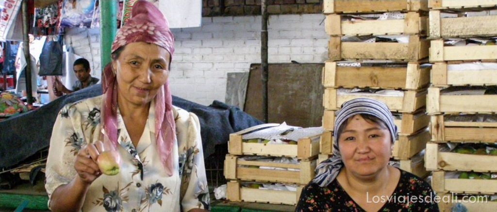 Valle de Fergana 11 mercado de osh