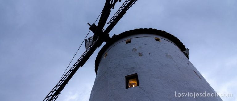molino de viento de alcázar de san juan