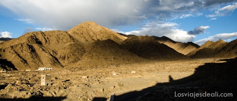 Rumbo a Saboo, un trekking cerca de Leh y una espectacular puesta de sol 7 trekking cerca de Leh paisaje