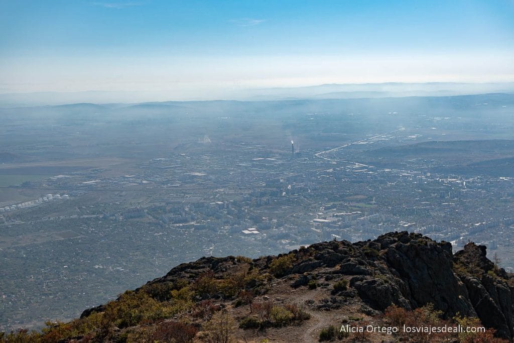 panorama de sliven desde monte karandila
