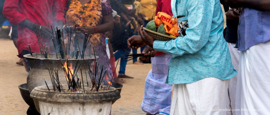 Visita al templo de Kataragama (Sri Lanka), un gran centro de peregrinación 10 templo de kataragama