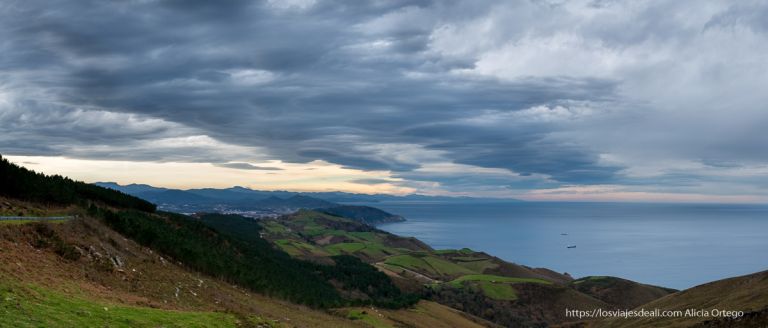 vistas de la costa desde kaizkibel qué ver en hondarribia