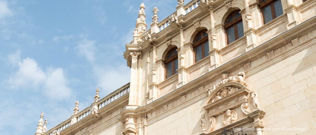 Universidad de Alcalá de Henares: donde la historia y la belleza se encuentran en cada esquina 3 universidad de alcalá de henares