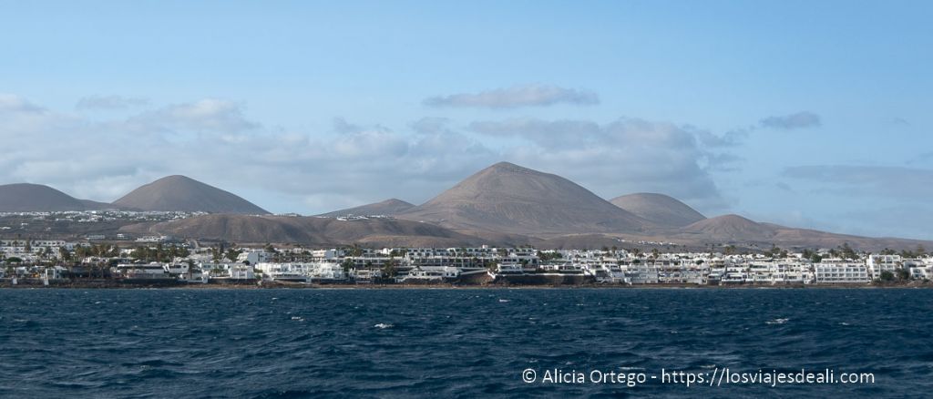 Puerto del Carmen: alojamiento y planes en uno de los grandes centros turísticos de Lanzarote 1 planes en puerto del carmen desde el mar