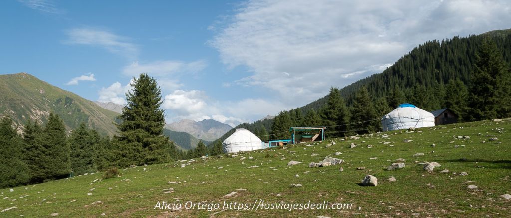Rutas de senderismo en Kirguistán de nivel fácil para disfrutar de sus montañas 3 senderismo en kirguistán montañas