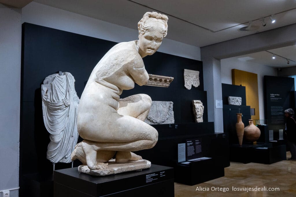 escultura de venus del museo arqueológico de córdoba