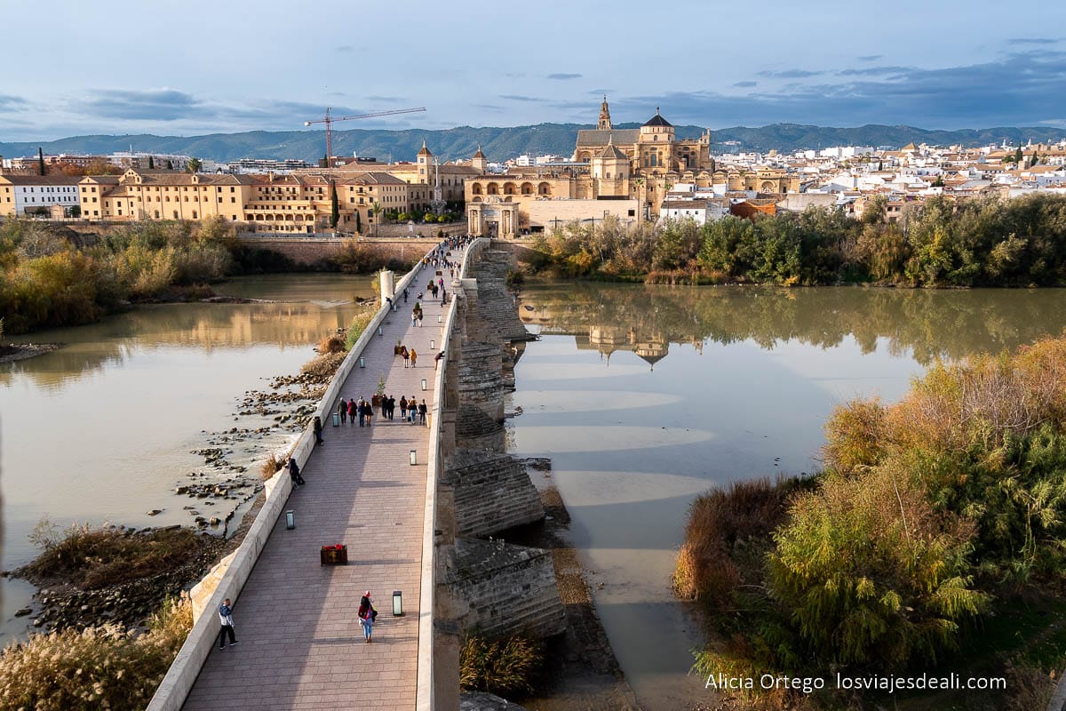Qué ver en Córdoba en 3 o 4 días completos 53 vista de córdoba desde la torre de calahorra