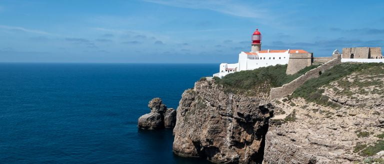 cabo de san vicente con el faro