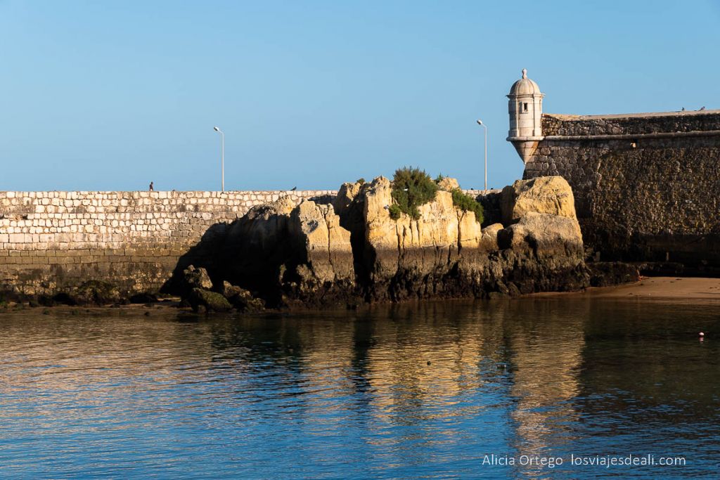 fuerte ponta da bandeira guia de lagos