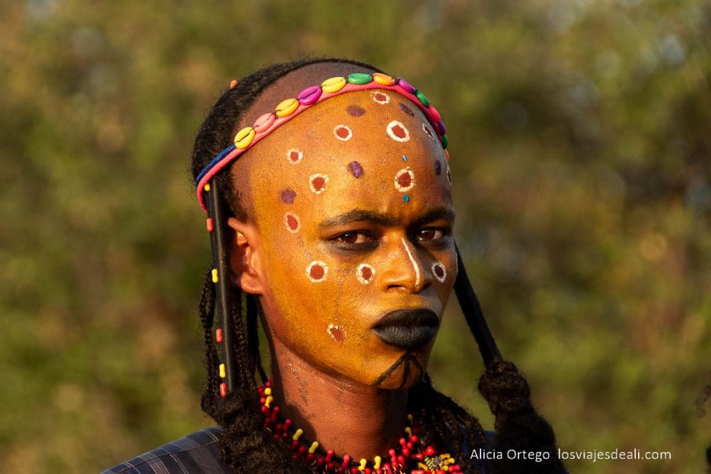Festival Gerewol de Chad, una aventura inolvidable 114 maquillado para el gerewol