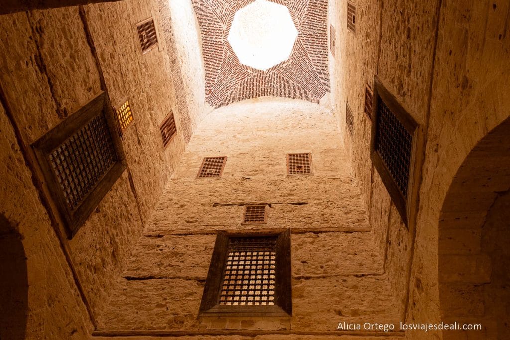 mezquita del fuerte qaitbey que ver en alejandría