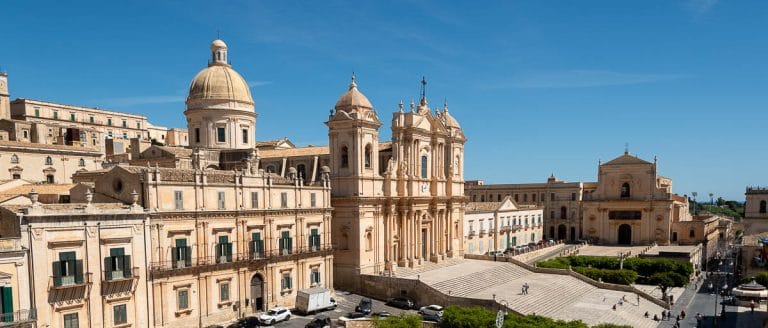 que ver en noto, catedral