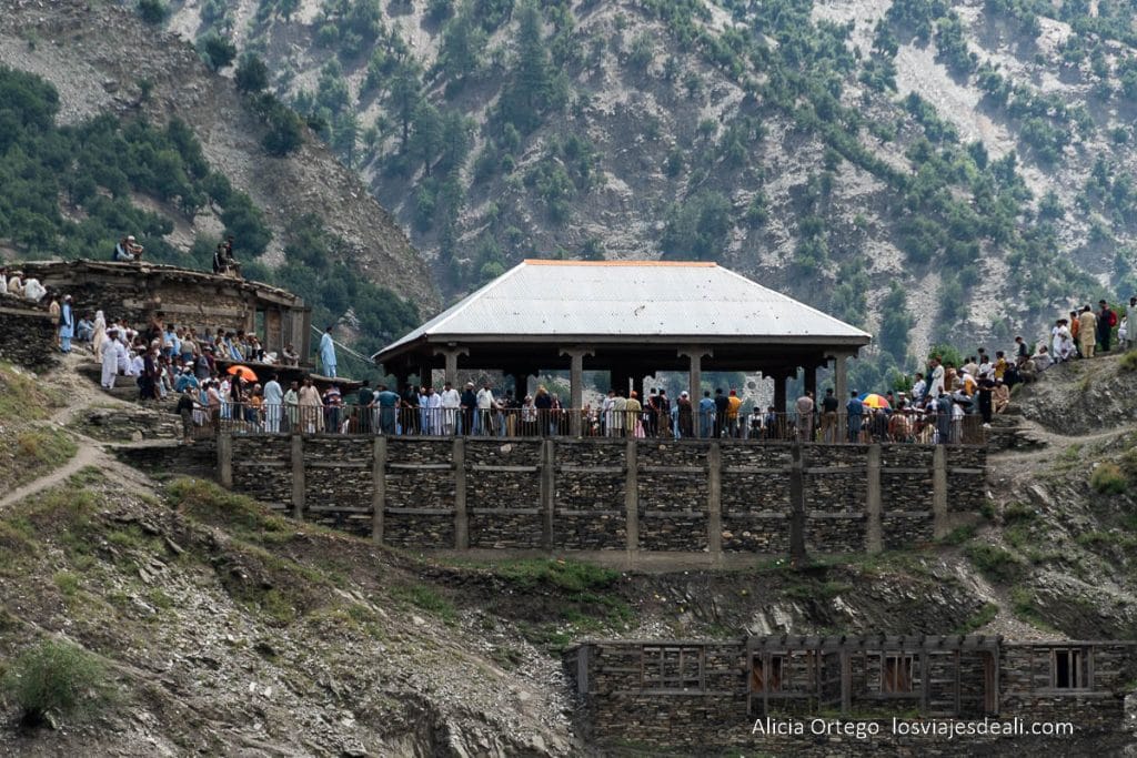 Los Kalash, una joya cultural escondida en las montañas del Norte de Pakistán 54 lugar del festival de verano de los kalash