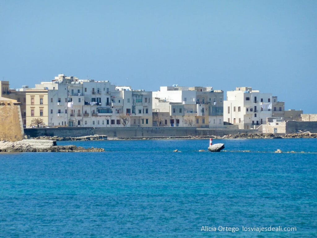 Qué ver en Sicilia en 15 días: Una guía para no perderte nada 59 trapani junto al mar