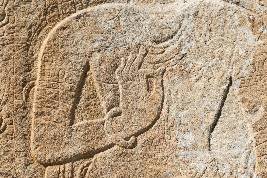 Curiosidades de Pakistán: lo que nadie te cuenta del "País de los Puros" 50 detalle del Buda Manthal Rock de Skardu