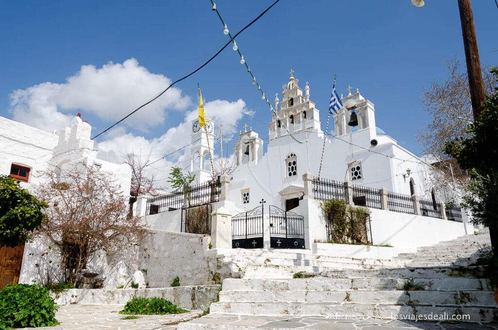 Guía para ver Naxos en 2, 3 o 4 días: la joya verde de las Cícladas 60 Iglesia de panagia en Filoti o Filotion de Naxos