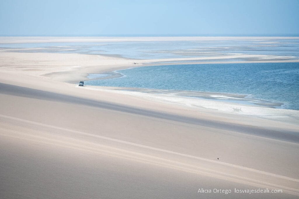 playas con salar cerca de Foz do Cunene