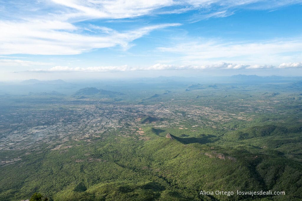 vista desde tundavala que ver en lubango y serra da leba
