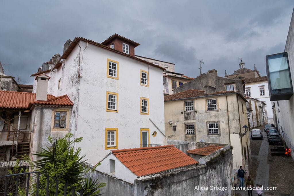 edificio con mi guesthouse en barrio alto
