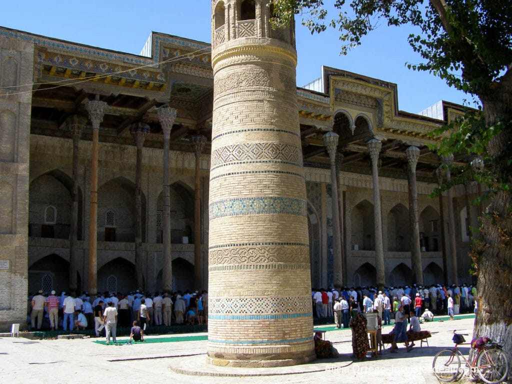 Qué ver en Uzbekistán en 8 días: Tashkent, Samarcanda, Bukhara y Khiva 31 mezquita de bukhara